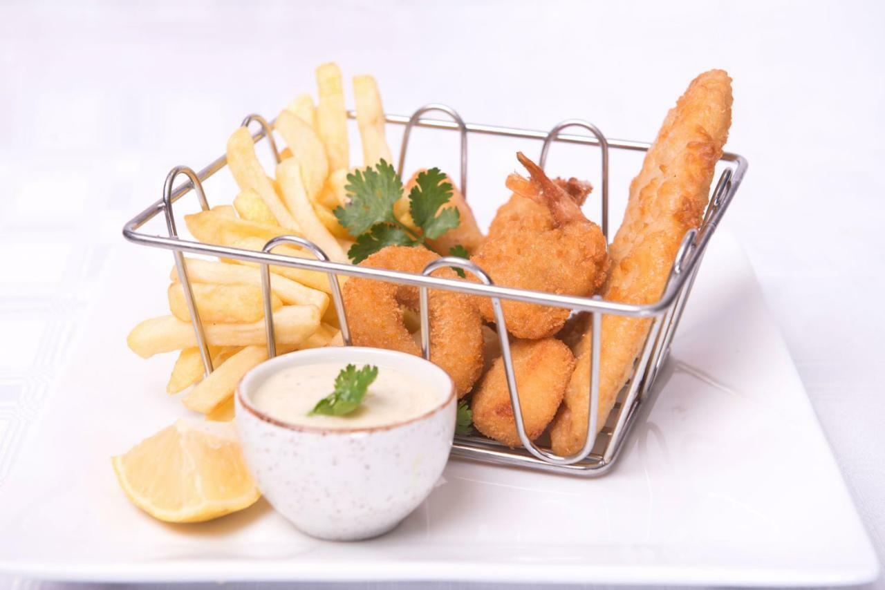 Britannia Hotel 다반 외부 사진