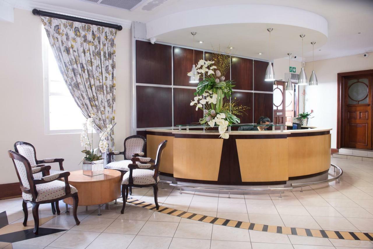 Britannia Hotel 다반 외부 사진